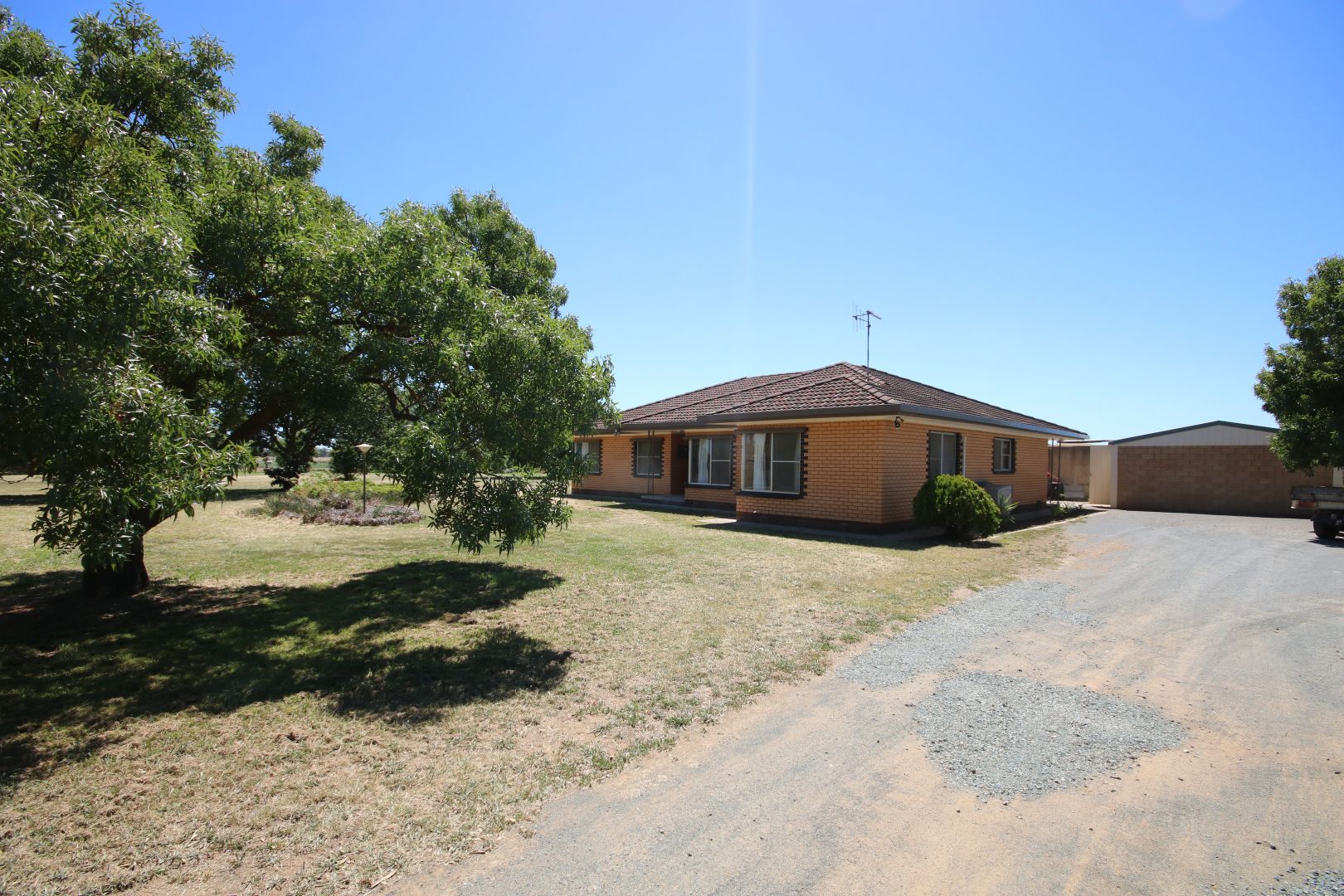 555 KyabramCooma Road, Kyabram South VIC 3620 House for Sale 675,000