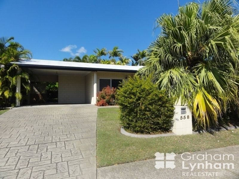 3 bedrooms House in 558 Bayswater Road MOUNT LOUISA QLD, 4814