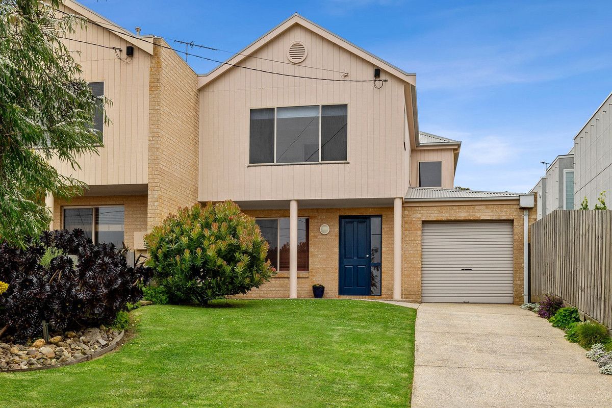 3 bedrooms Townhouse in 12 Sunningdale Avenue JAN JUC VIC, 3228
