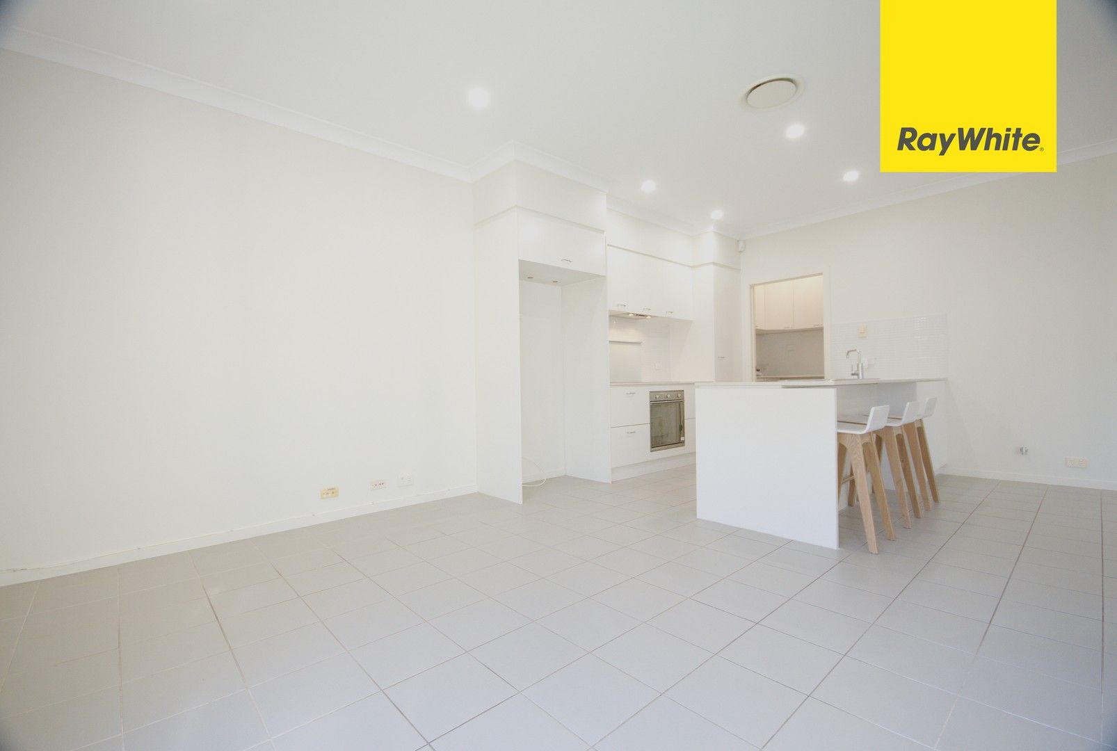 4 bedrooms House in 37 Botanica Drive LIDCOMBE NSW, 2141