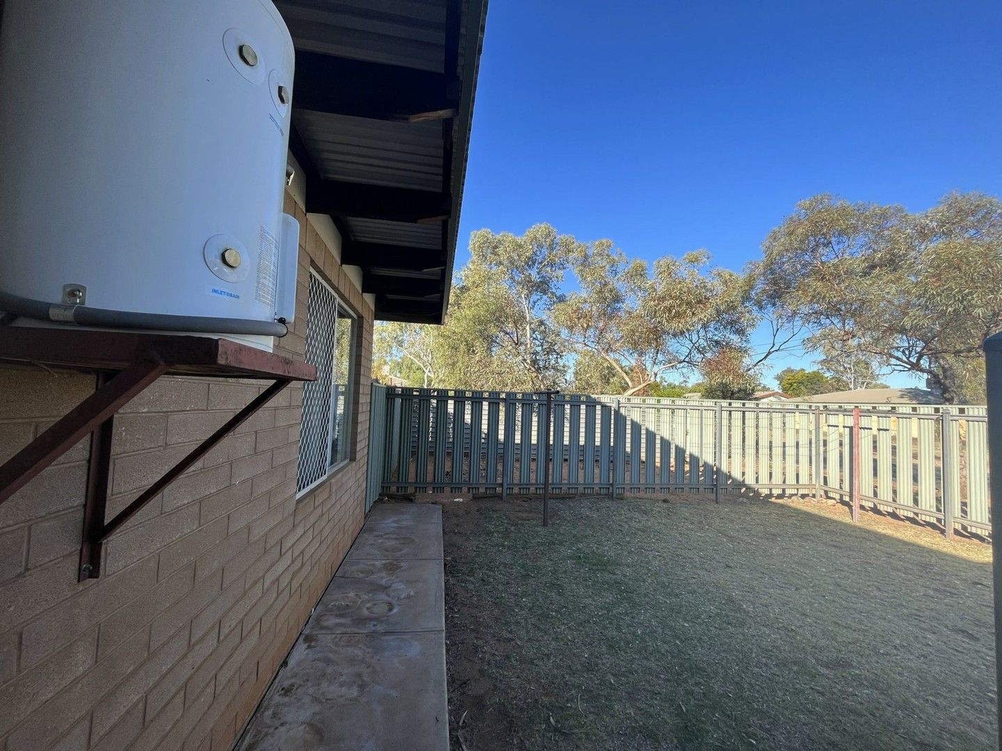 2/17 Giles Street, East Side NT 0870, Image 0