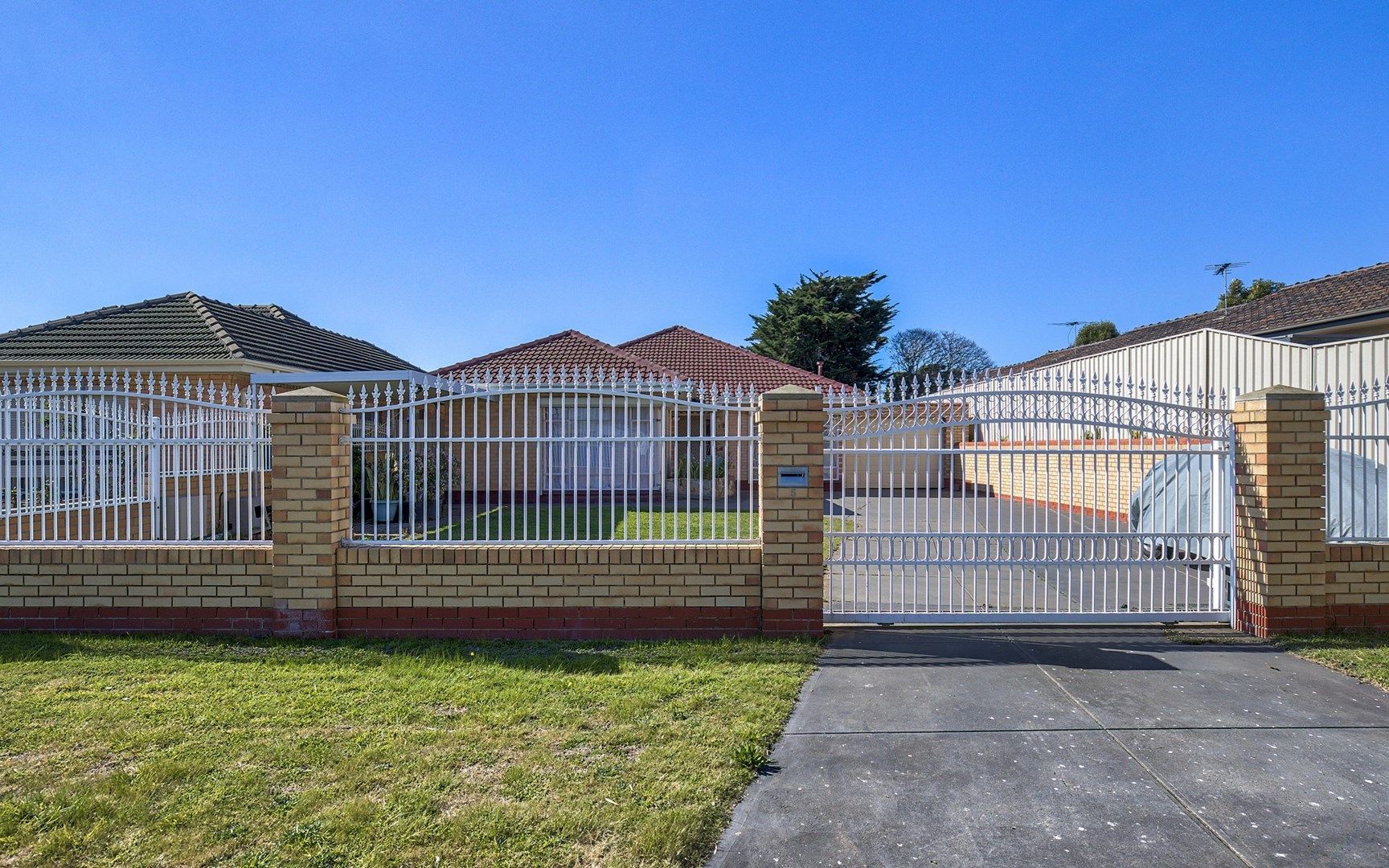 5 Caruso Avenue, Seaton SA 5023, Image 2