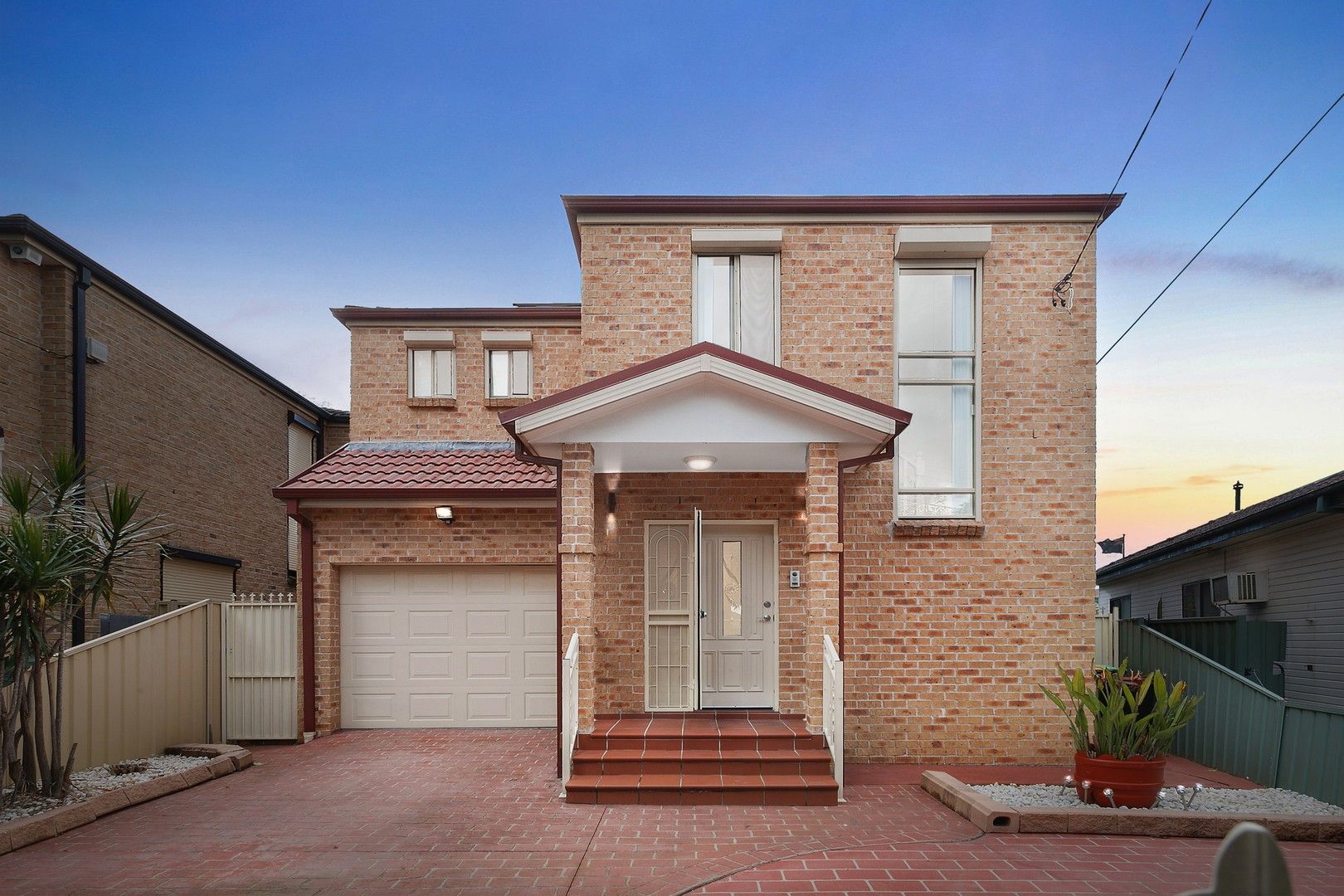 4 bedrooms House in 84 Wenke Crescent YAGOONA NSW, 2199