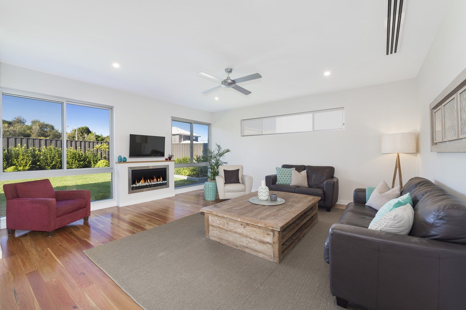 24 Whitehaven Street, Greenhills Beach NSW 2230, Image 2