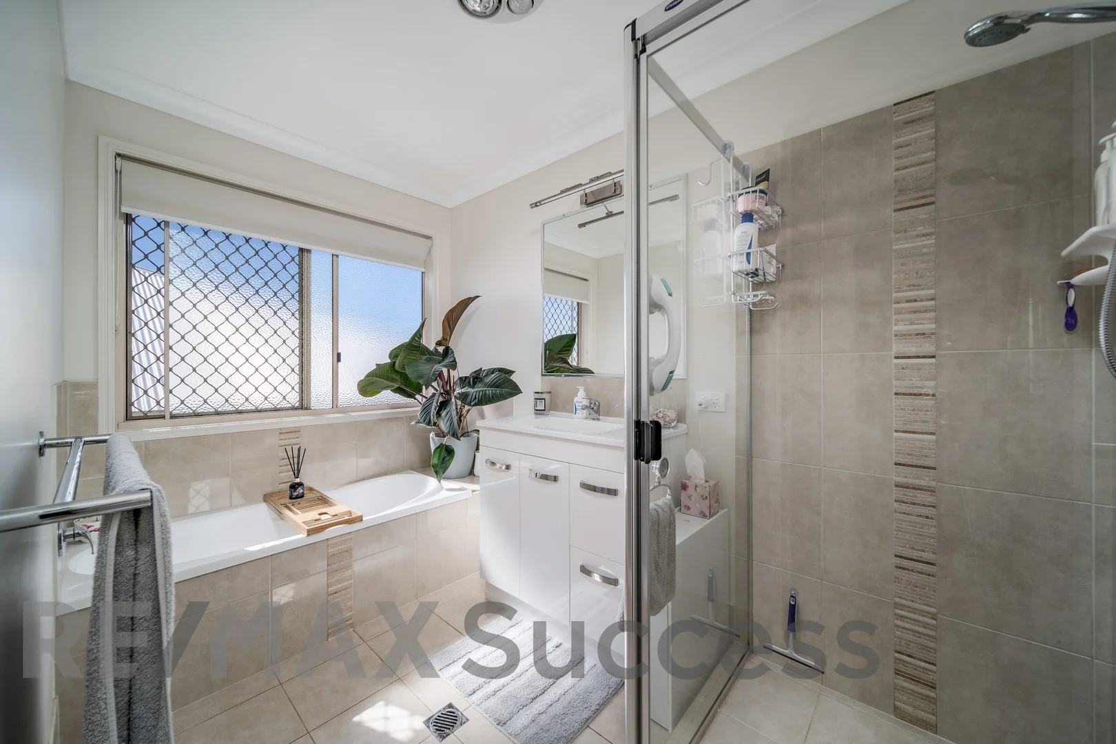 Additional image 6 of 4 Reserve Road, Cranley QLD 4350