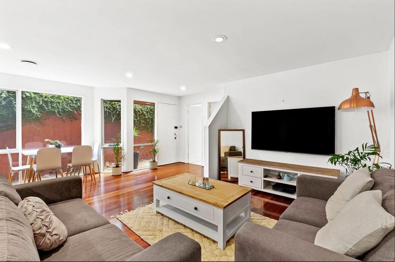 3 bedrooms House in 42 Nelson St PORT MELBOURNE VIC, 3207