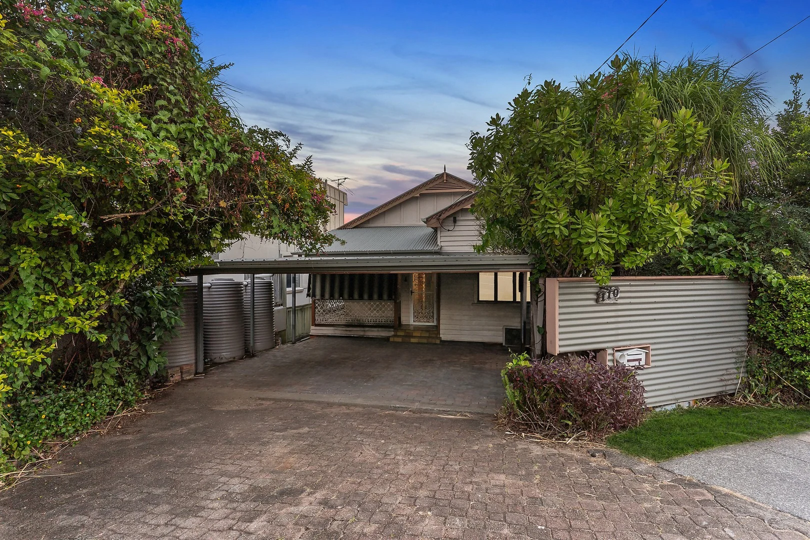 110 Stanley Terrace, Taringa QLD 4068