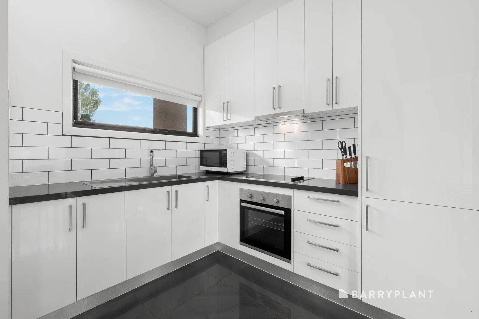 Additional image 2 of 1/46 Yellow Brick Road, Doreen VIC 3754