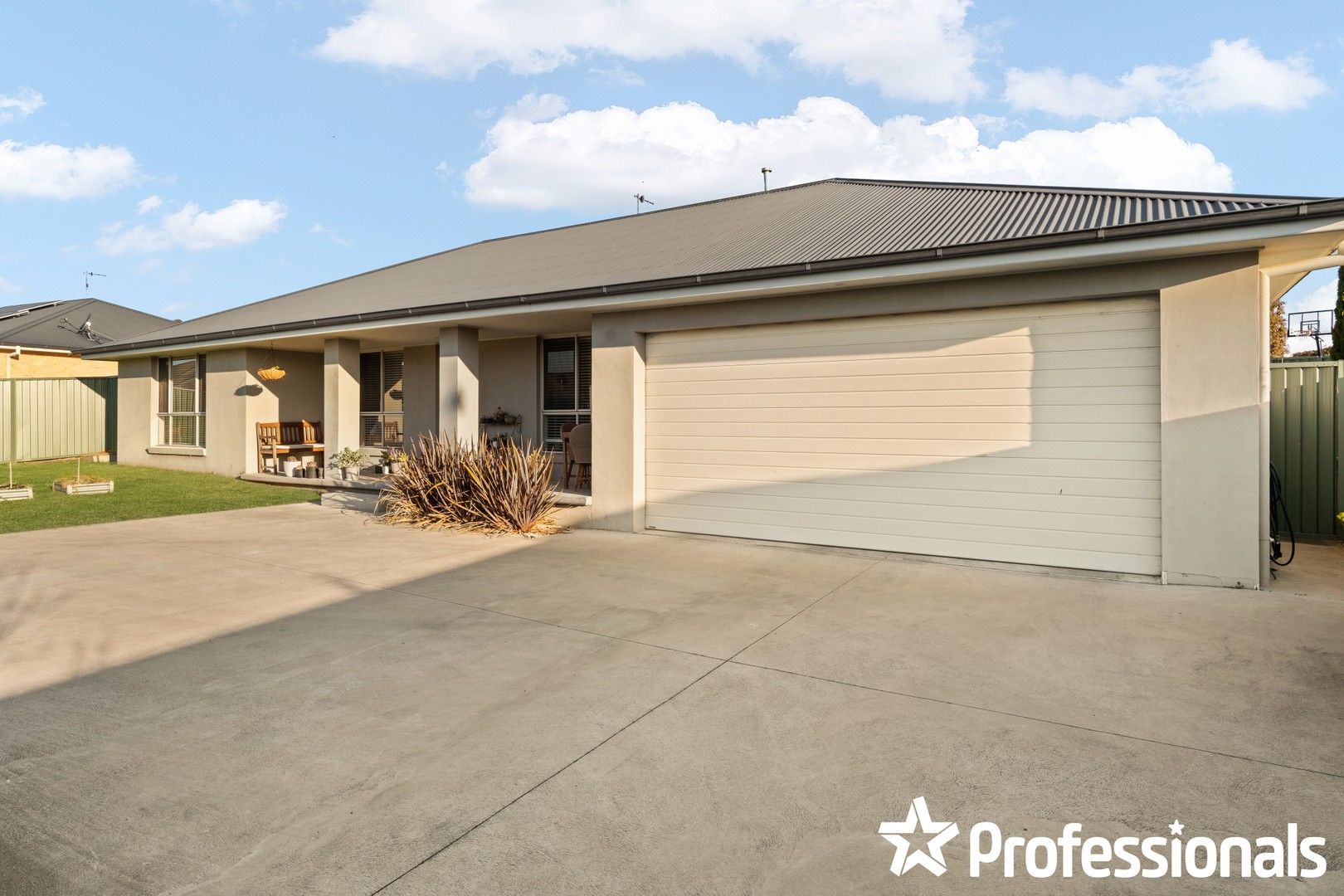 82 Swanbrooke Street, Windradyne NSW 2795, Image 0