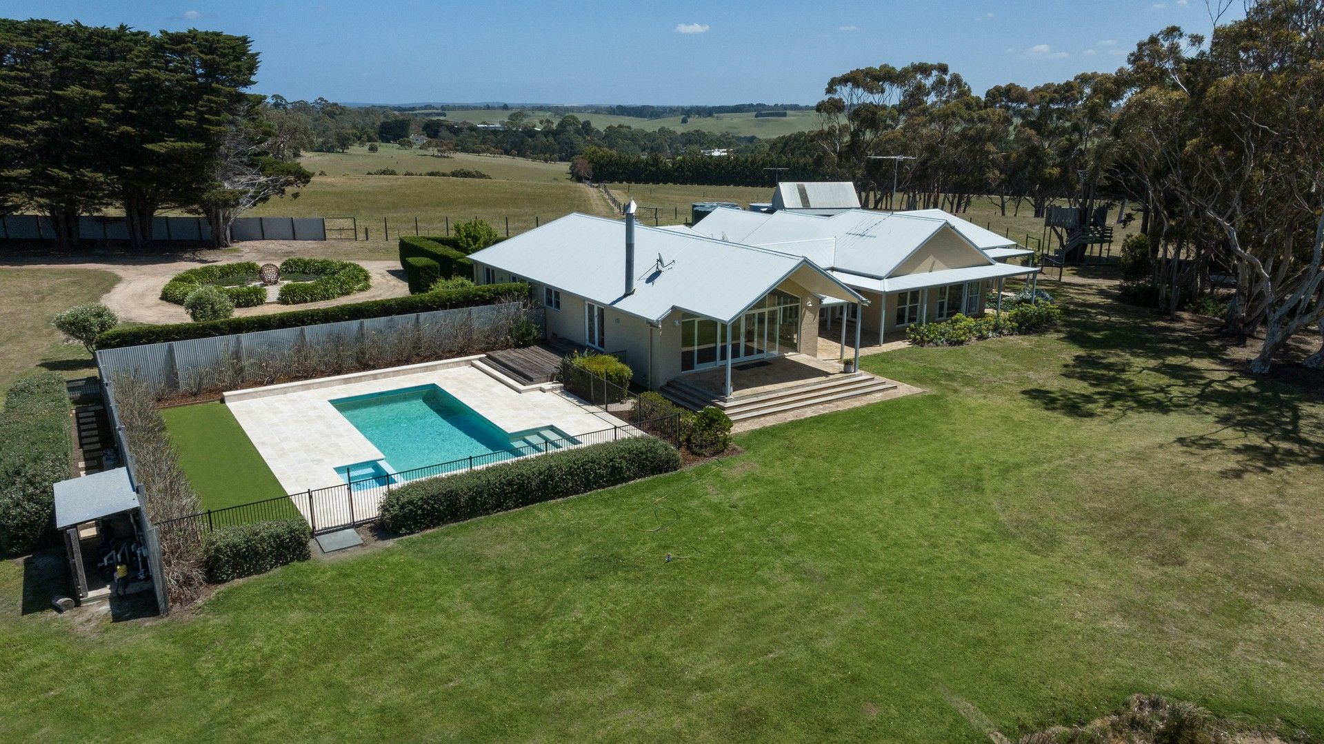 6 bedrooms Rural Lifestyle in 410 Great Ocean Road BELLBRAE VIC, 3228