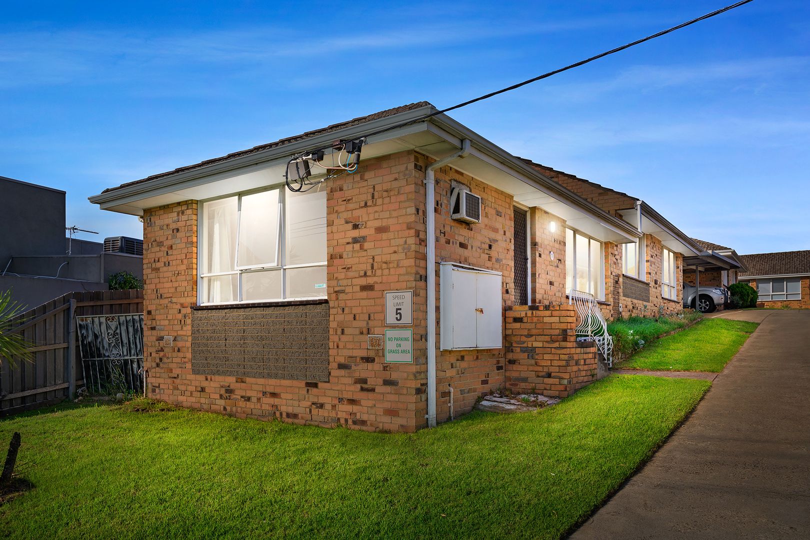 1/212 Beach Road, Mordialloc Property History & Address Research Domain
