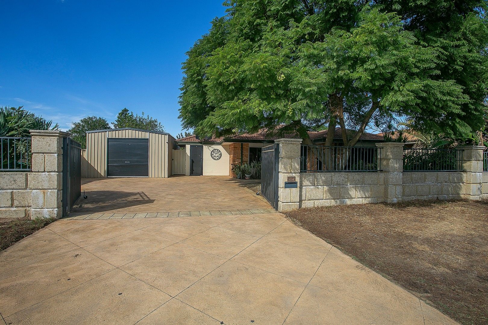 4 bedrooms House in 104 Gascoyne Way WAIKIKI WA, 6169