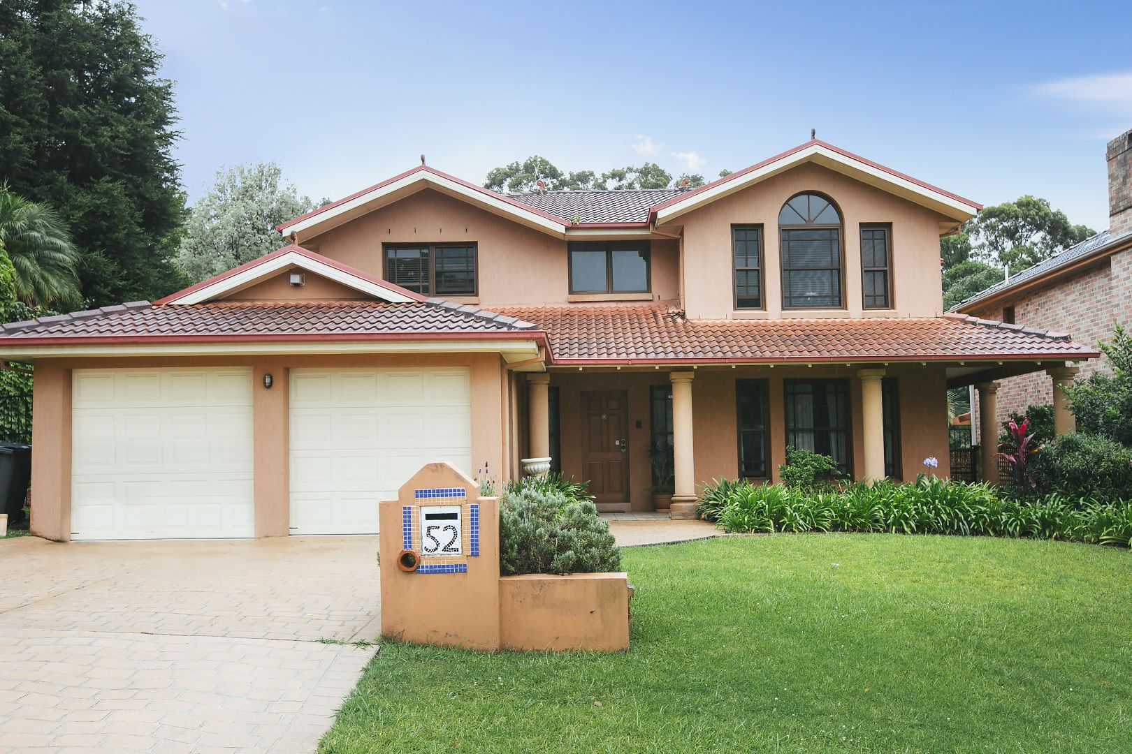 52 Wellington Drive, Balgownie Property History & Address Research