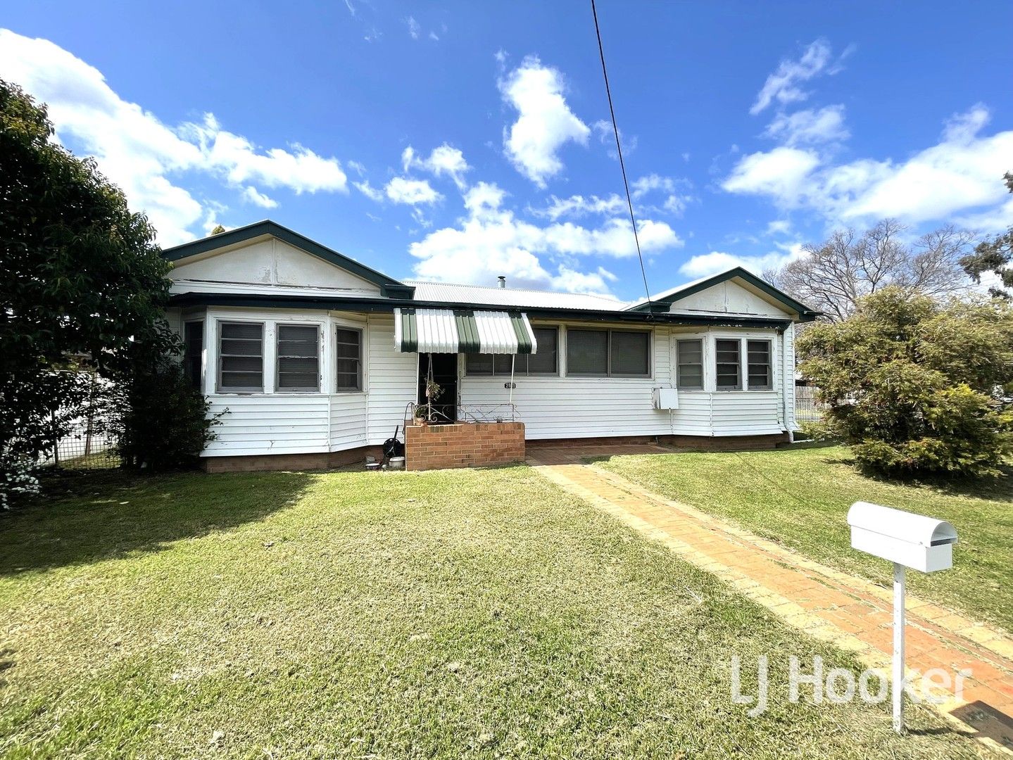 3 bedrooms House in 29 Bannockburn Road INVERELL NSW, 2360