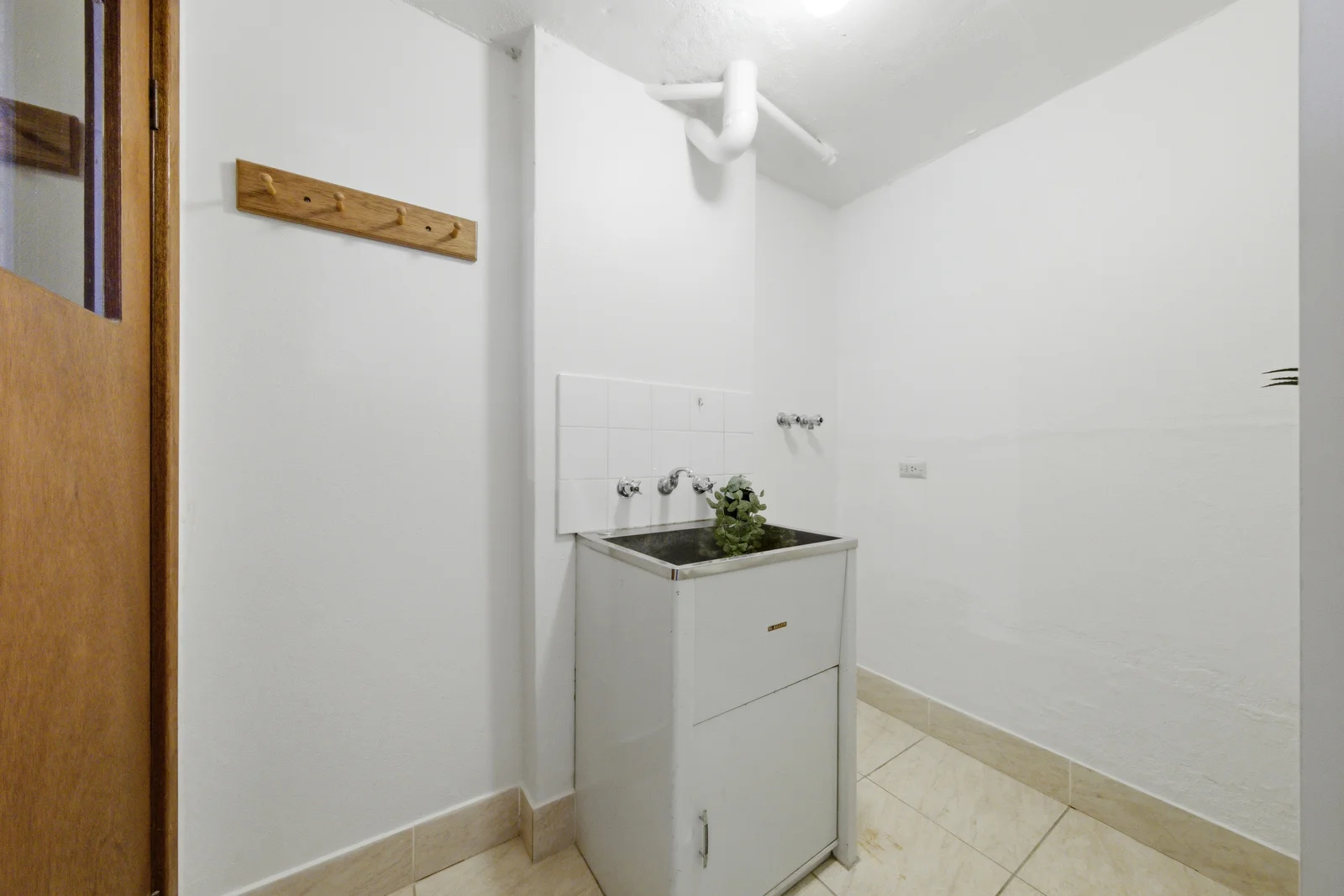 Additional image 10 of 2/10 Edmondson Street, Campbell ACT 2612