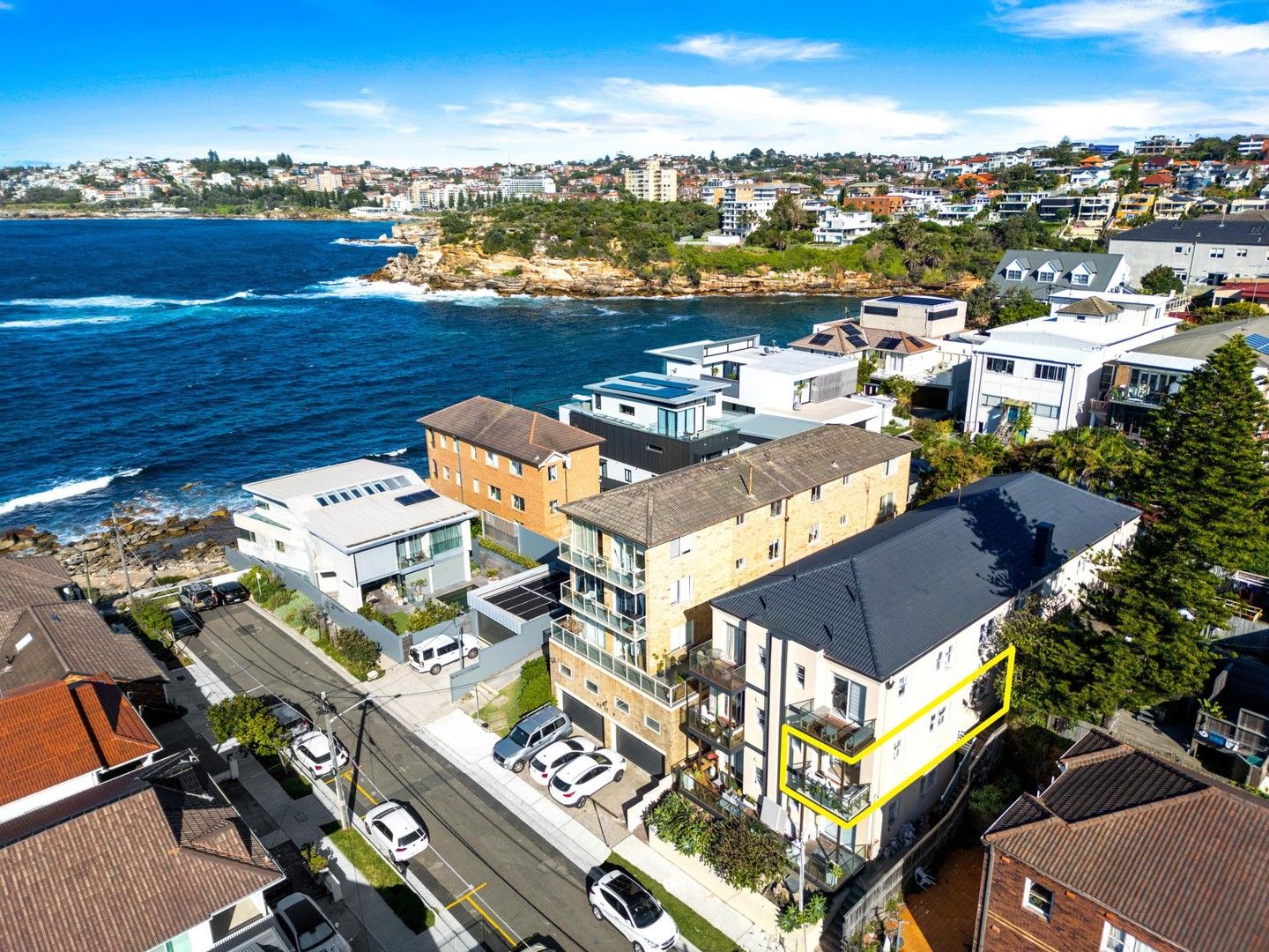 2 bedrooms Apartment / Unit / Flat in 2/1 Lowe Street CLOVELLY NSW, 2031