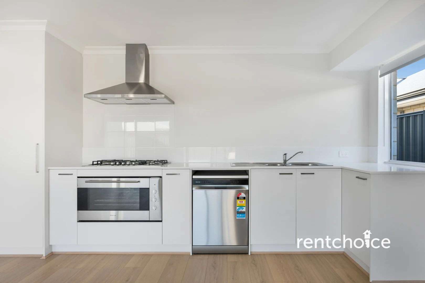 107 Ocean Parade, Madora Bay WA 6210 - House For Rent | Domain