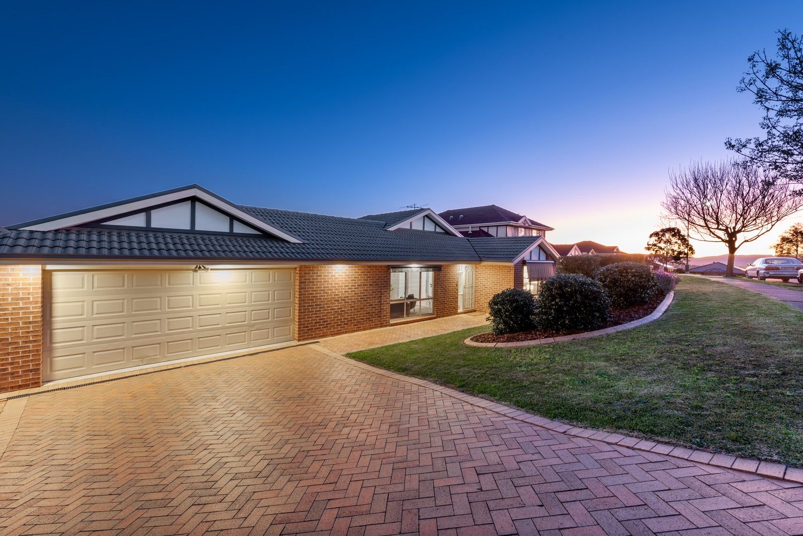 4 bedrooms House in 5 Stonecrop Place GARDEN SUBURB NSW, 2289
