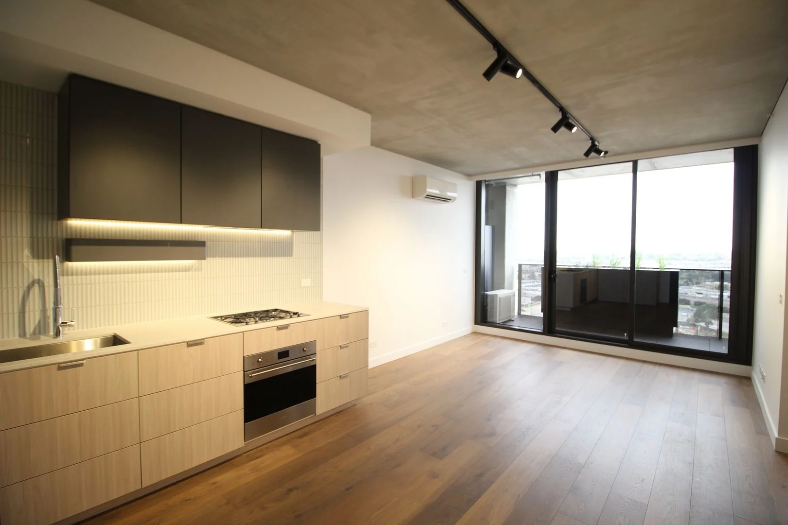 Primary image of 1704/387 Docklands Dr, Docklands VIC 3008