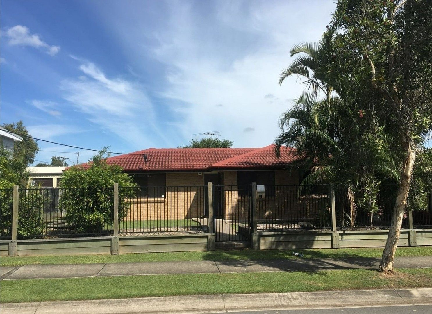 3 bedrooms House in 6 Corlette St LOGANHOLME QLD, 4129