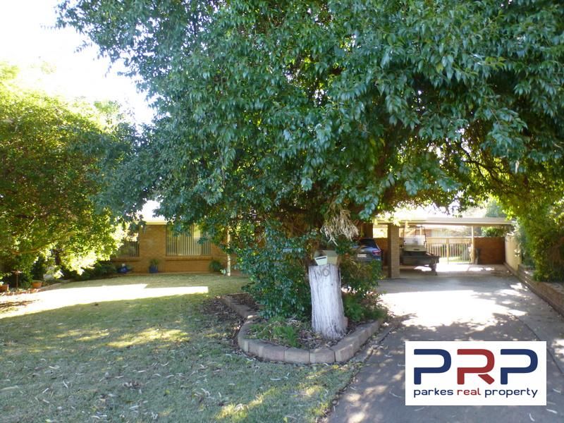 5 bedrooms House in 6 Craft Crescent CONDOBOLIN NSW, 2877