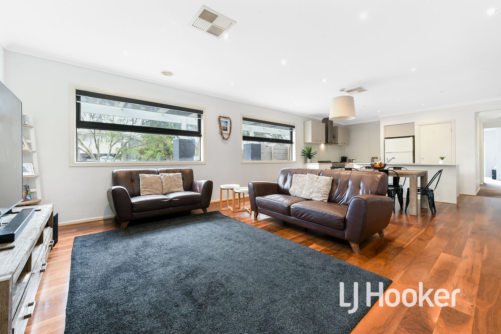 13-15 Ardor Avenue, Cranbourne North VIC 3977, Image 2