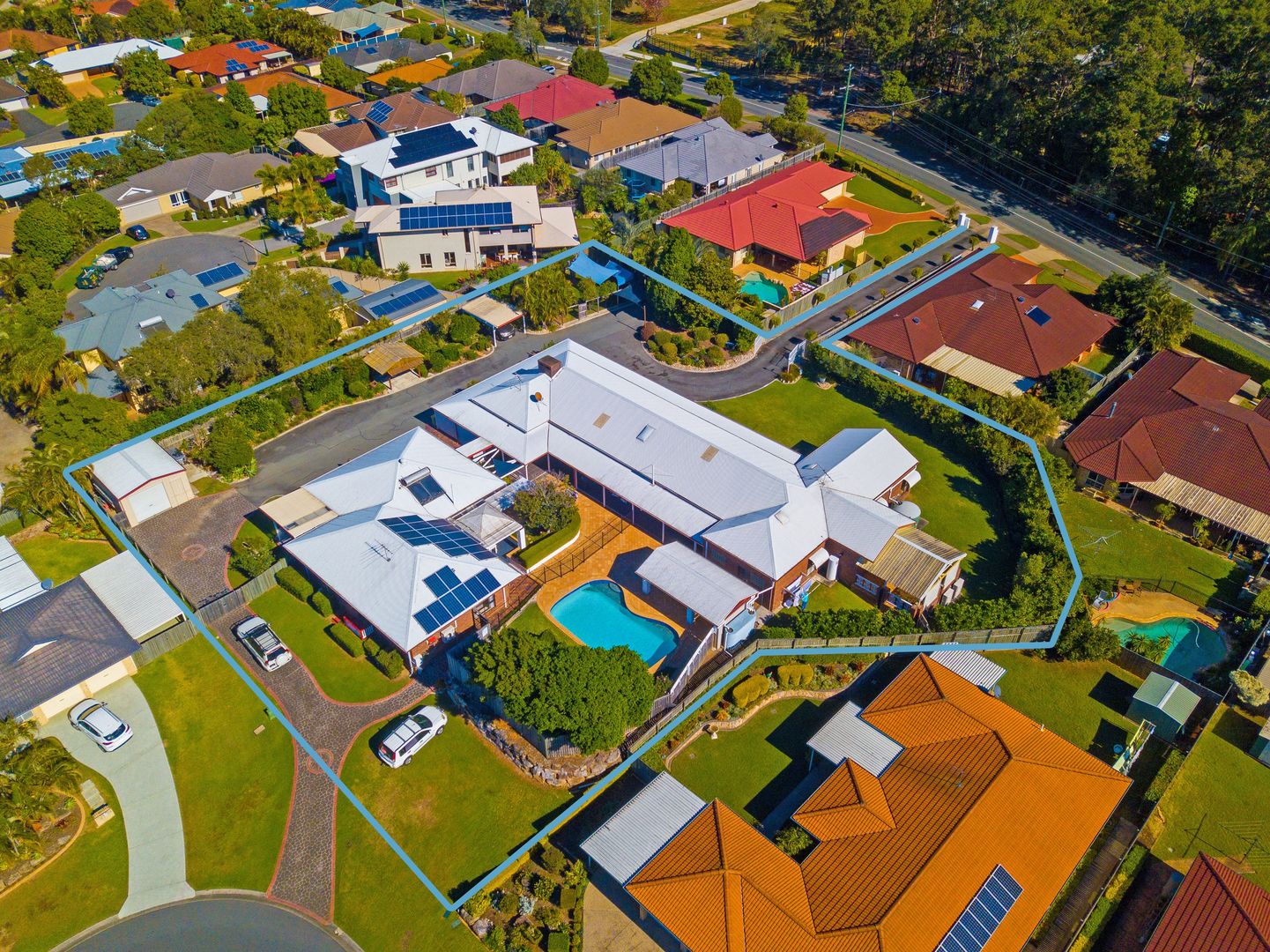 21 Morgan Road, Albany Creek QLD 4035