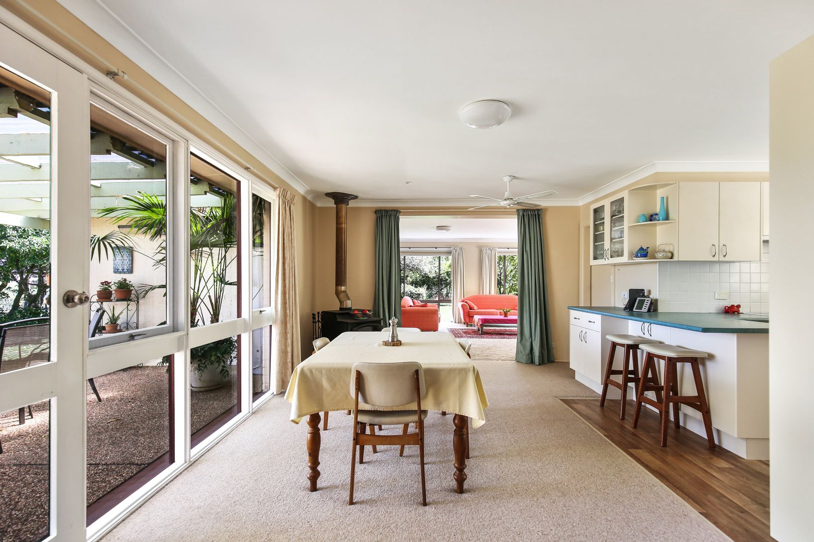 9 The Billabong Clifton Grove, Orange NSW 2800, Image 2