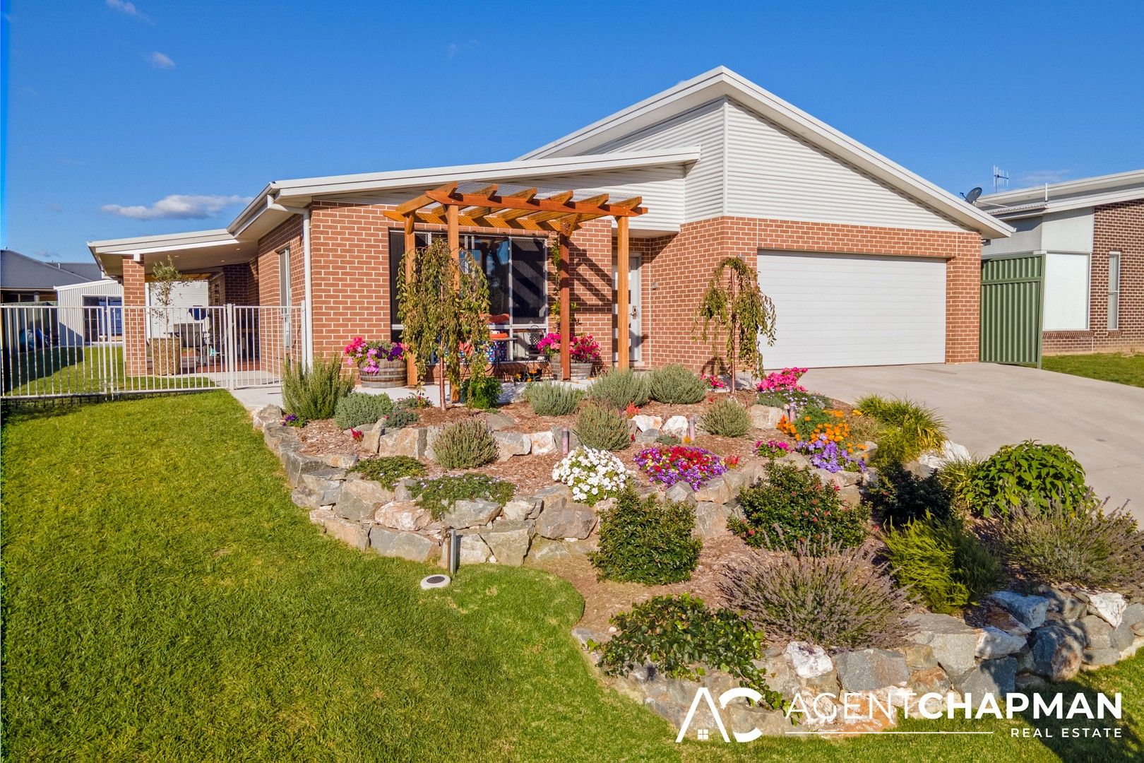 4 bedrooms House in 22 Governors Parade WINDRADYNE NSW, 2795