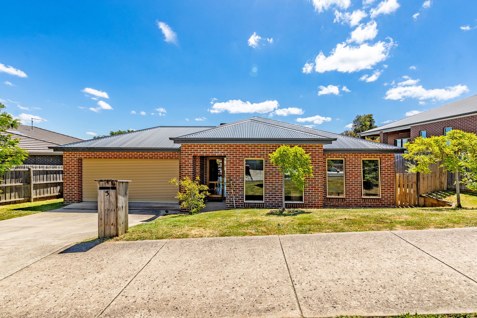 5 Delaland Avenue, Buninyong VIC 3357, Image 1