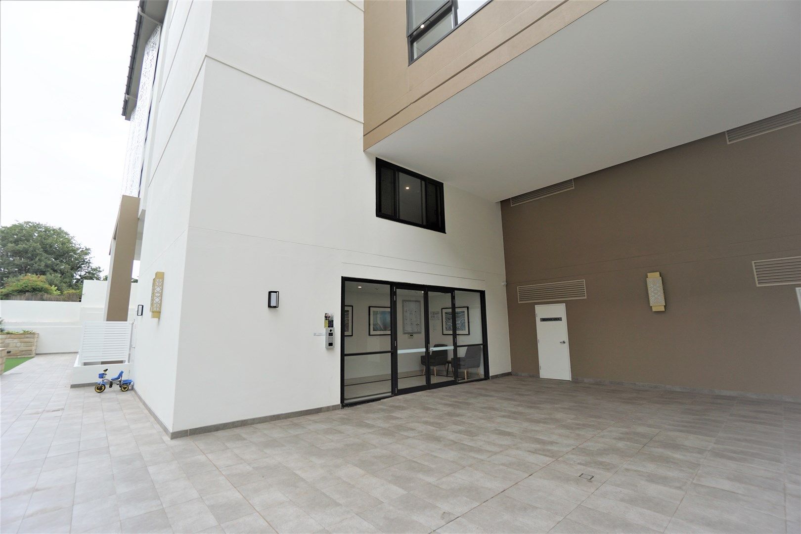2 bedrooms Apartment / Unit / Flat in 206B/21 Glen Street EASTWOOD NSW, 2122