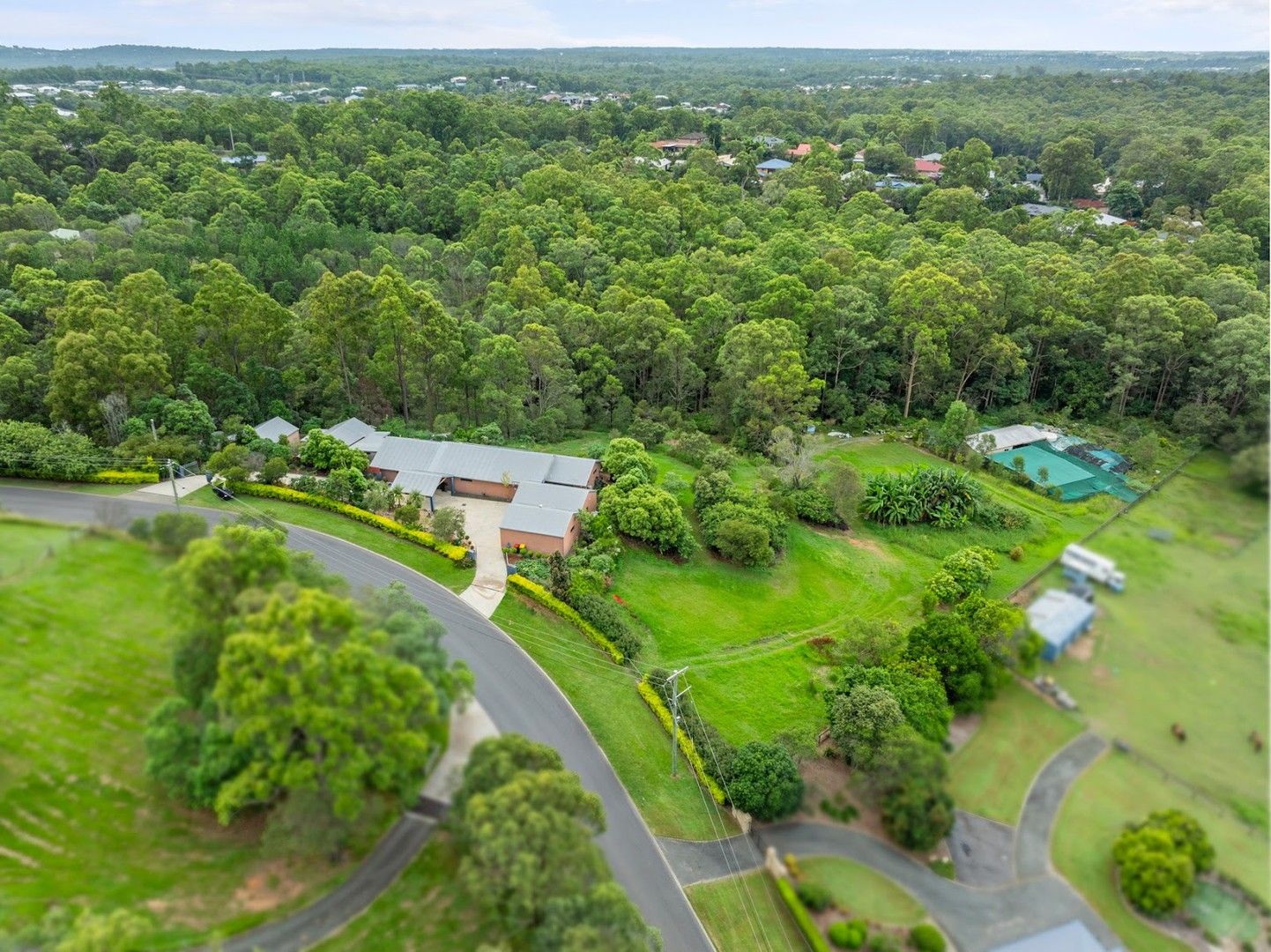 5 Forest Road, Cashmere QLD 4500, Image 0