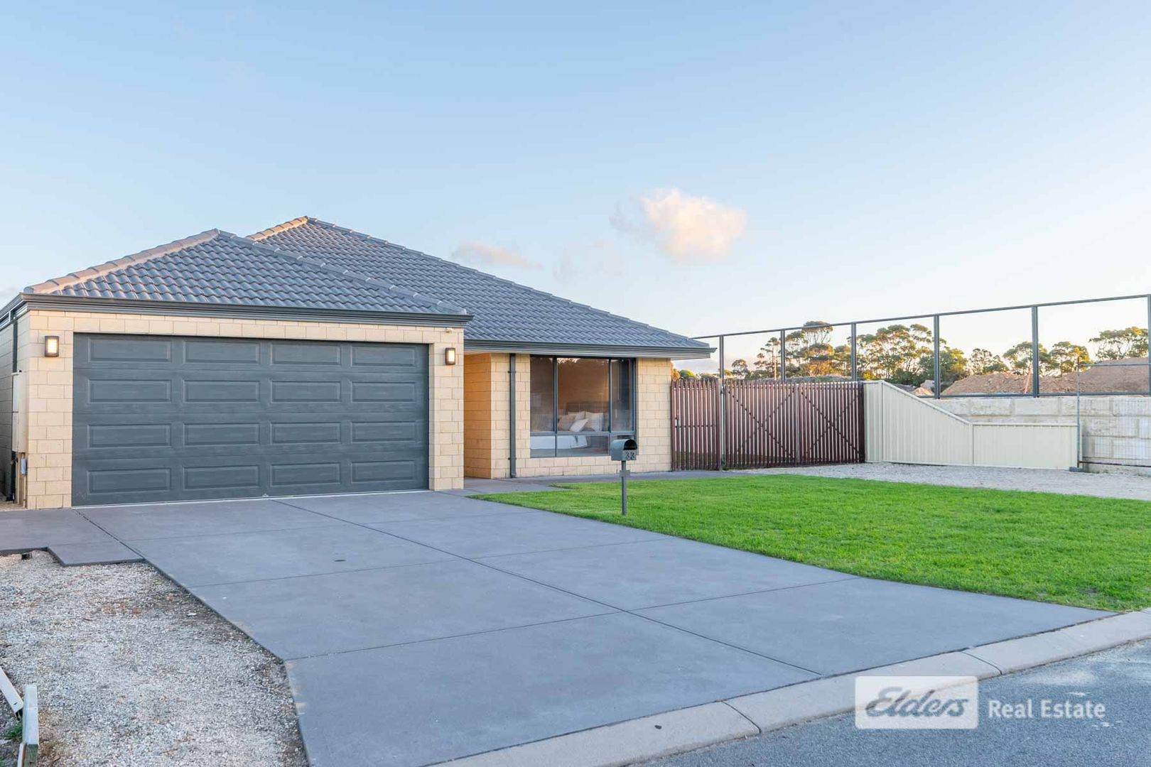 33 Comet Corner, McKail WA 6330, Image 2