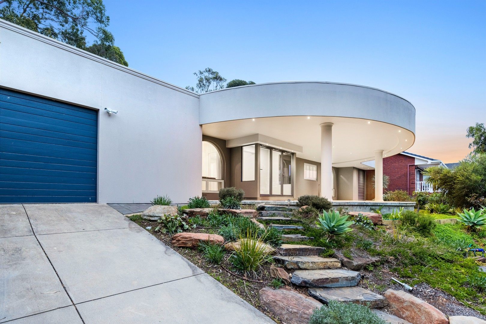 3 bedrooms House in 5 Jennifer Av BELLEVUE HEIGHTS SA, 5050