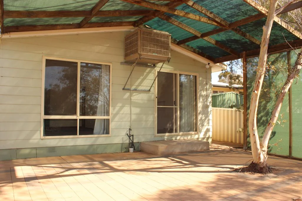 Additional image 6 of 33a Bopeechee Street, Roxby Downs SA 5725