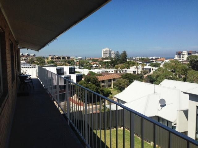 1 bedrooms Apartment / Unit / Flat in 21/176 Elliott Road SCARBOROUGH WA, 6019