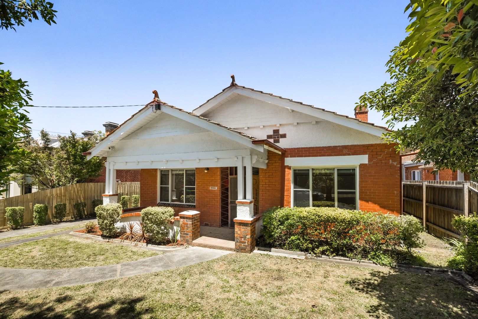 4 bedrooms House in 18 Maud Street ORMOND VIC, 3204