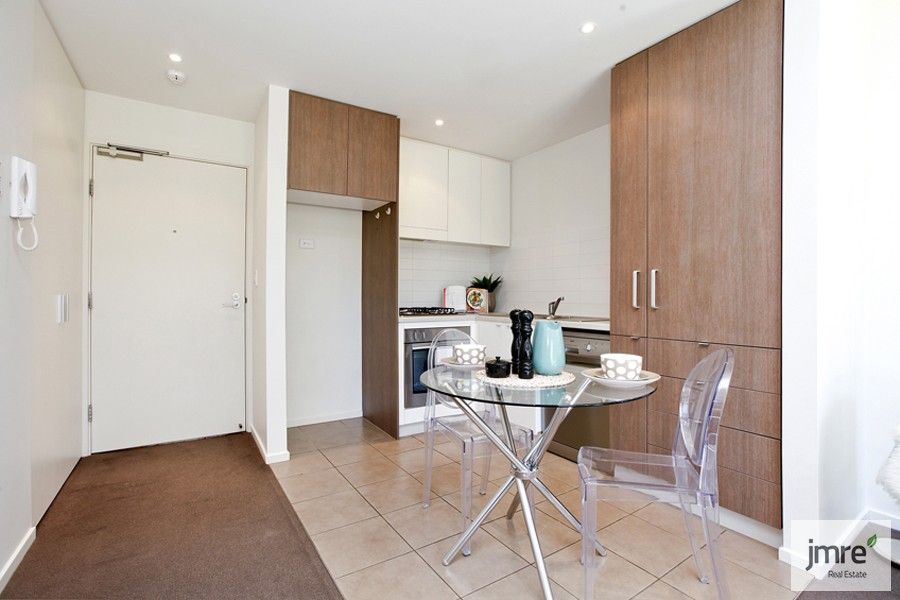 311/40 Altona Street, Kensington VIC 3031, Image 2