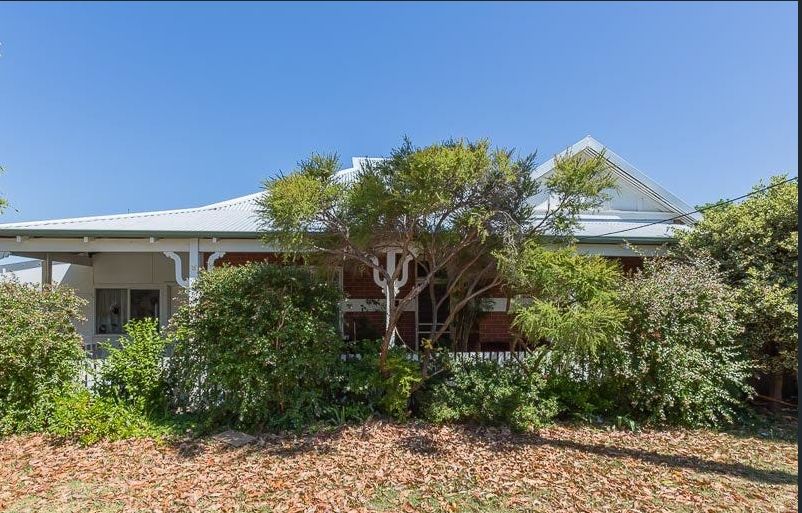 49 Forrest Road, Armadale WA 6112, Image 0