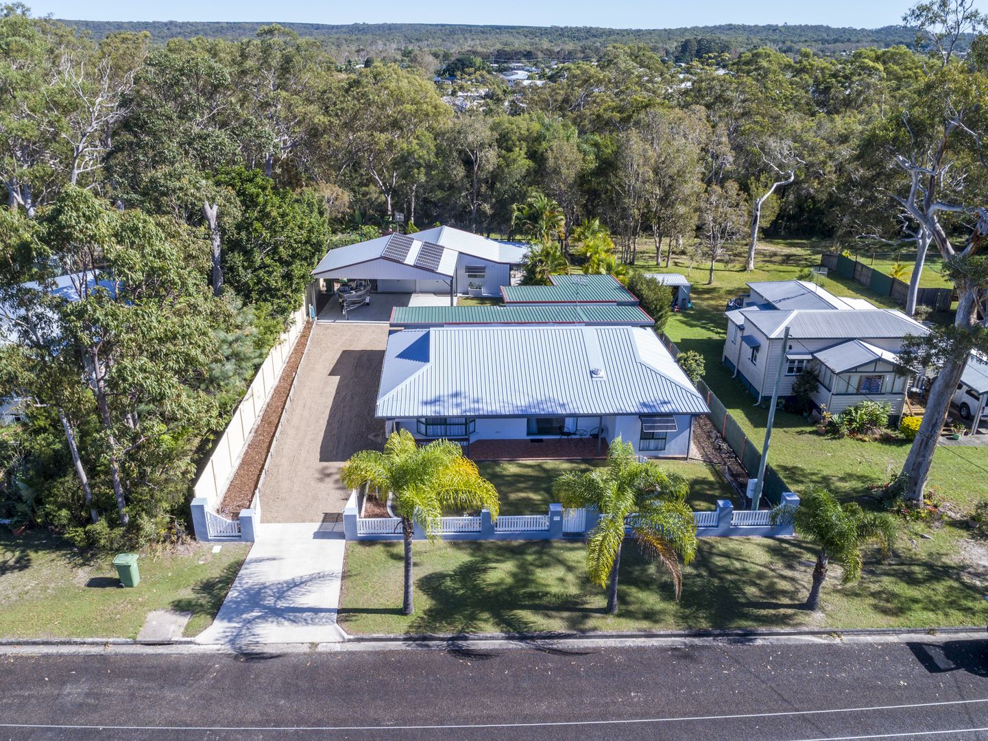 11 Challenger Court, Cooloola Cove Property History & Address