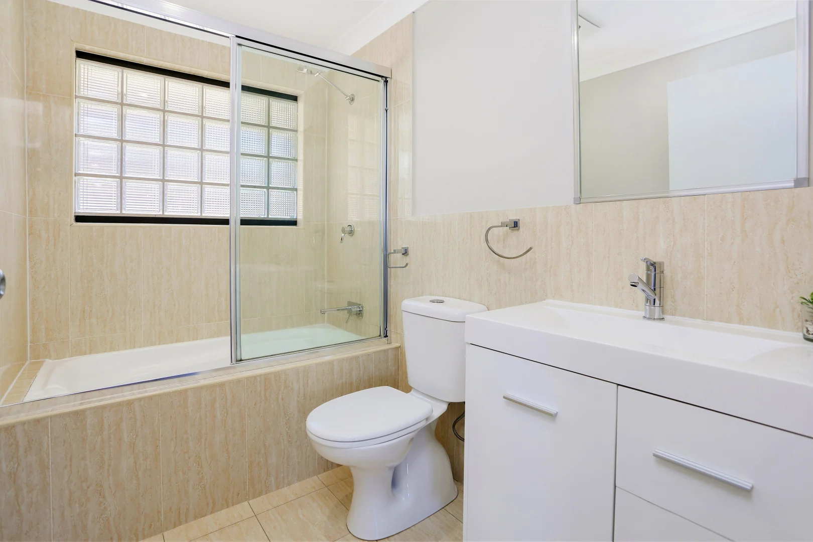 Additional image 4 of 1 Aylward Avenue, Quakers Hill NSW 2763