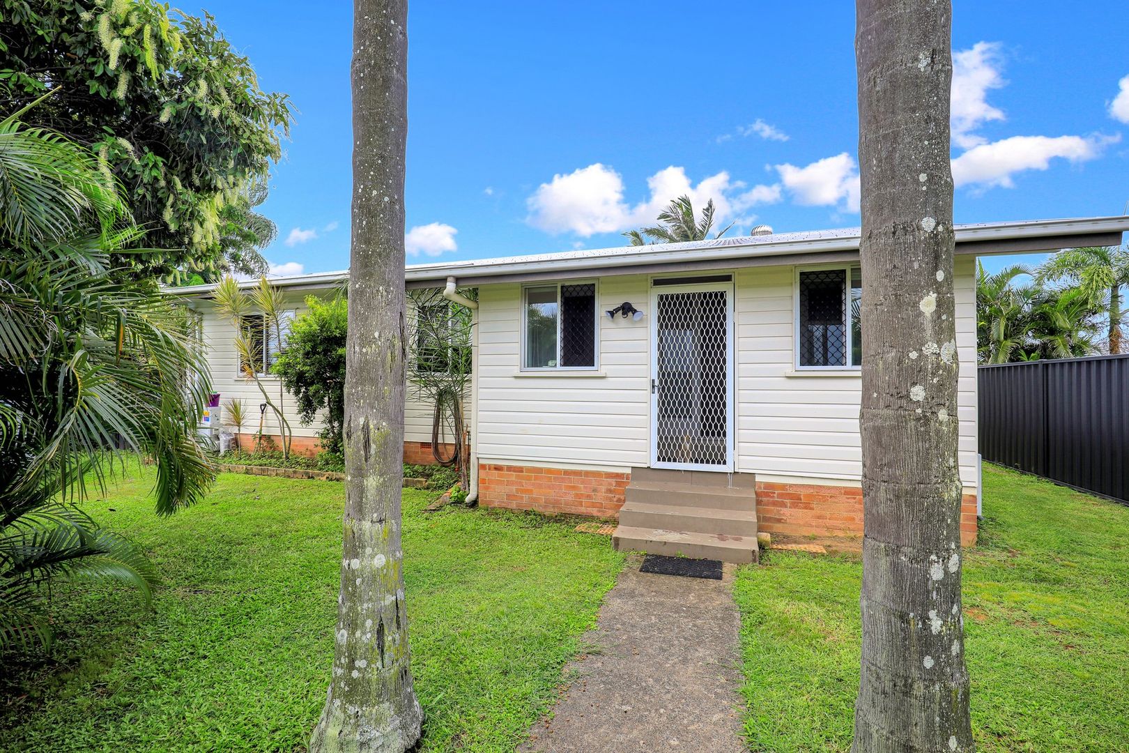 91 Elliott Heads Road, Kepnock QLD 4670, Image 2