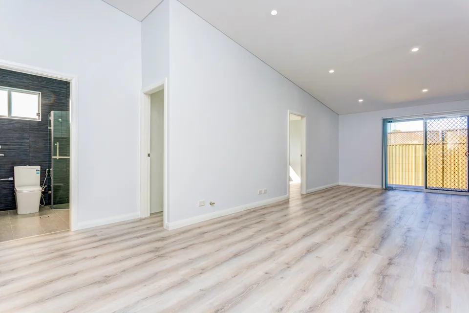 15B West Street, Guildford NSW 2161