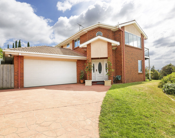 9 St Gabriel Place, Highton VIC 3216