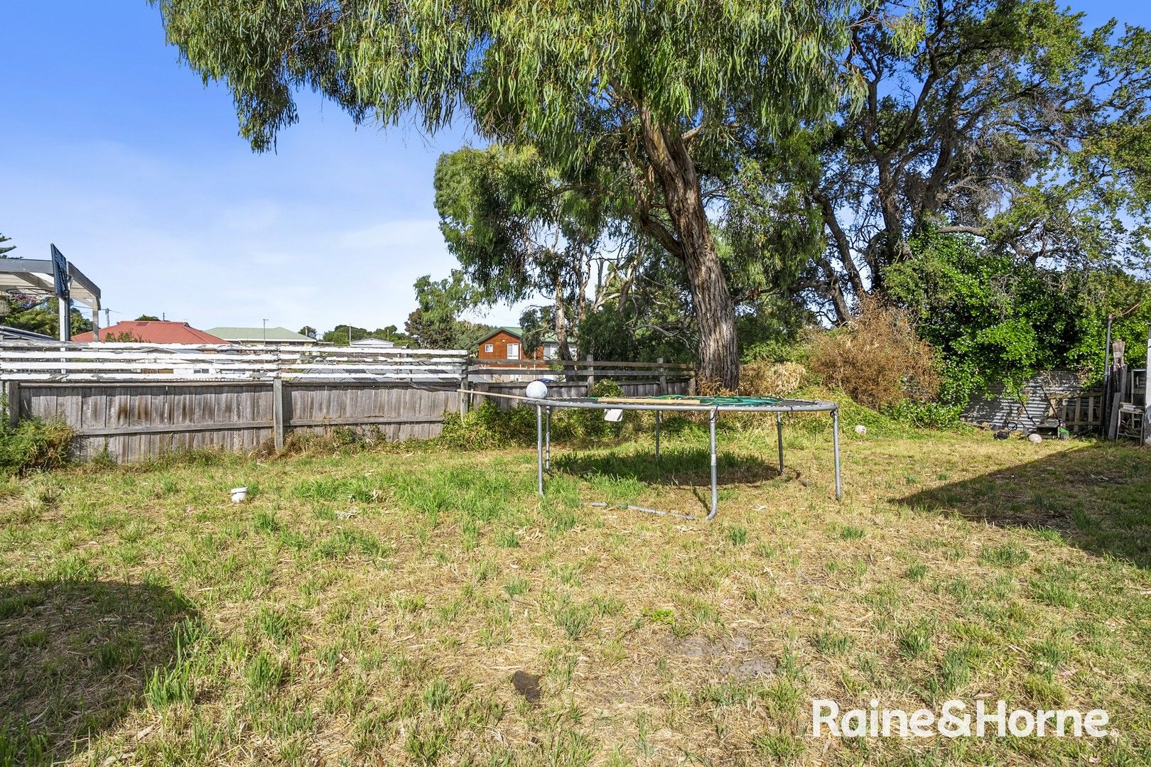 4 Jetty Road, Dodges Ferry TAS 7173 House For Rent 450 Domain