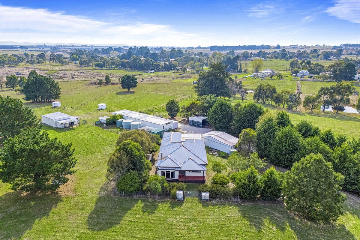 2 Halls Lane, Snake Valley VIC 3351, Image 1