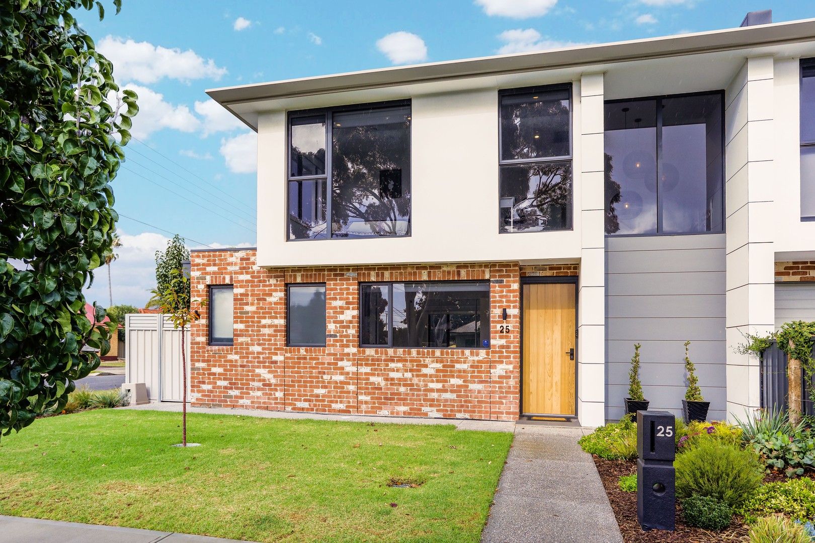 25 Riesling Avenue, Glengowrie SA 5044, Image 0