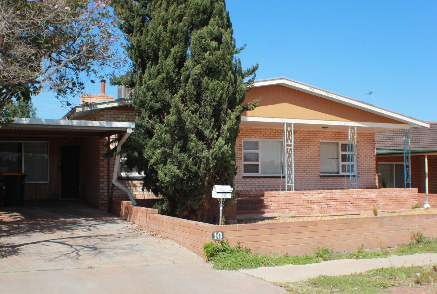 10 Hincks Ave, Whyalla Norrie SA 5608 House For Rent Domain