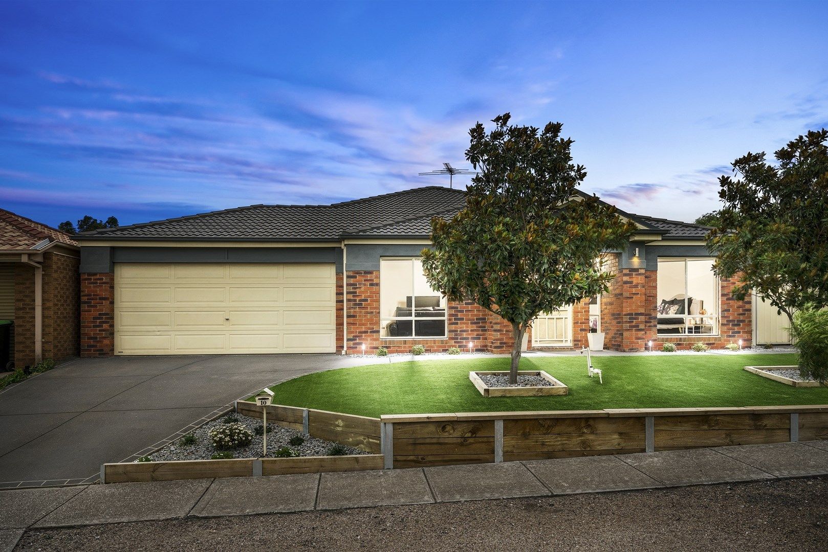 10 Fiddlewood Turn, Melton West VIC 3337, Image 0