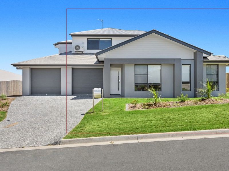 3 bedrooms House in 1/43 Avondale Dr PIMPAMA QLD, 4209